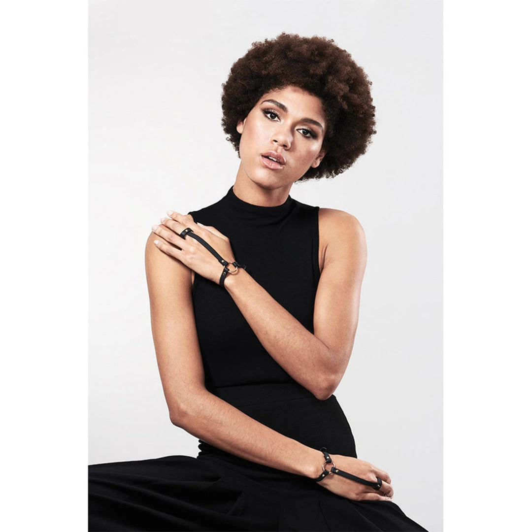 Entrenue Harness & Strappy Lingerie Bijoux Indiscrets Maze Hand Bracelet Harness 4 Entrenue Harness & Strappy Lingerie Bijoux Indiscrets Maze Hand Bracelet Harness