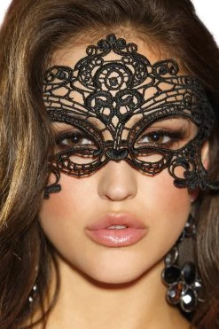 Shirley Of Hollywood Embroidered Heart Lace Mask Lingerie