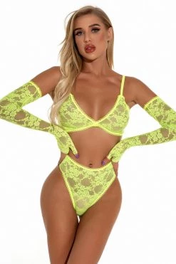 3WISHES Lacy Bra Set With Gloves 28 3WISHES Lacy Bra Set With Gloves